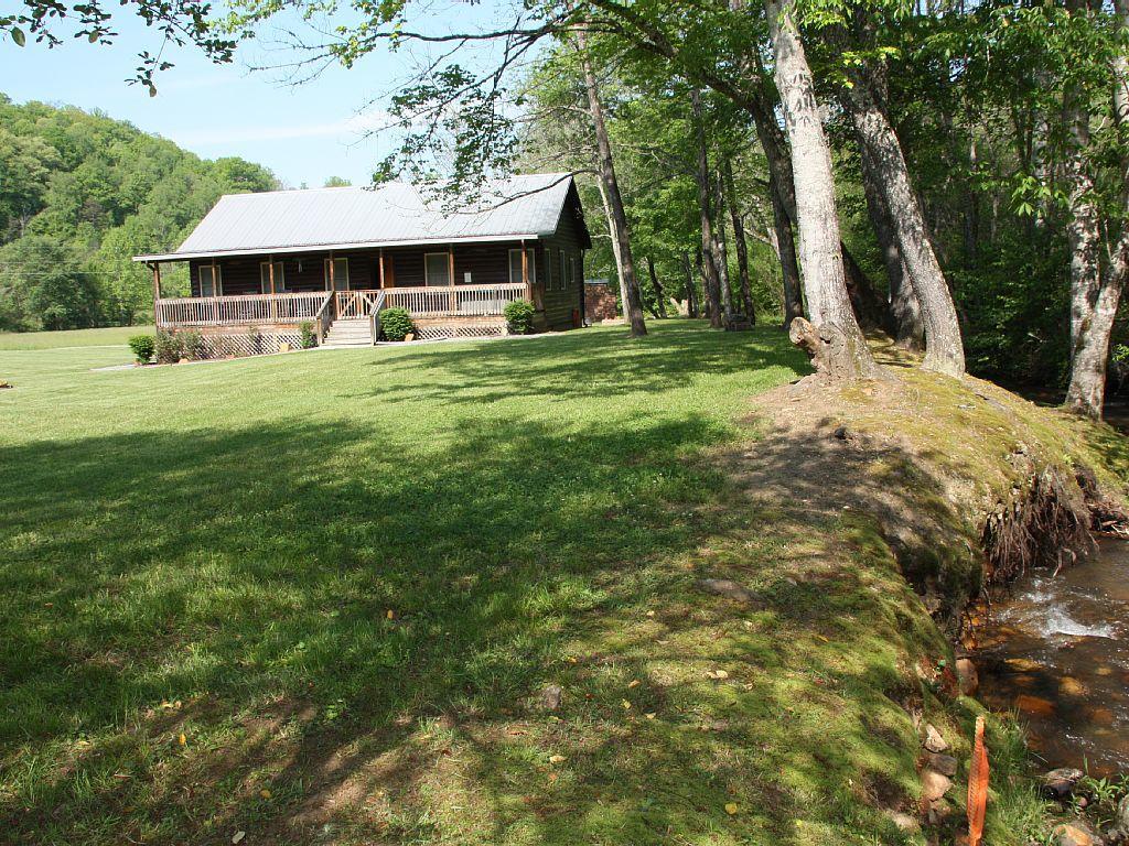 Climbing Bear Creekside Cabin Villa Whittier Exterior foto